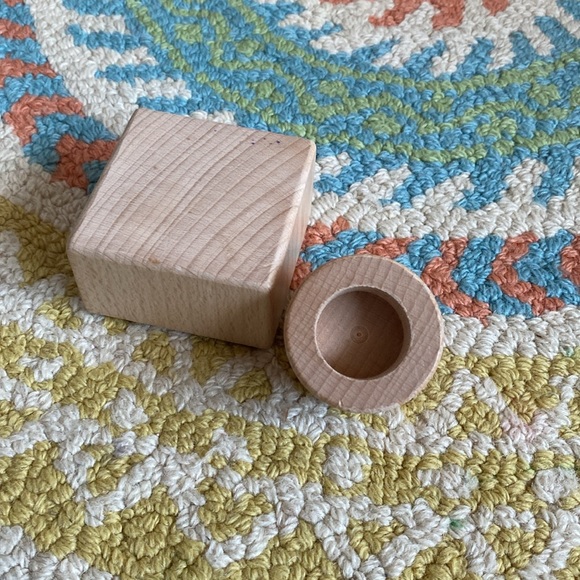 LOVEVERY Pincer Puzzle - Picture 4 of 4